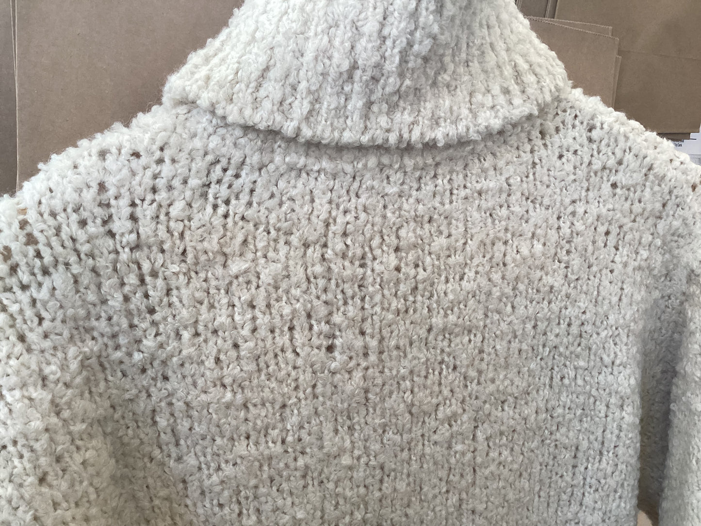 Alpaca Boucle loose Turtleneck