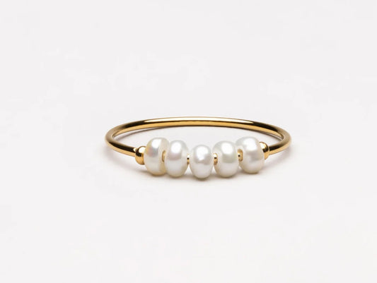 Petite Pearls Ring